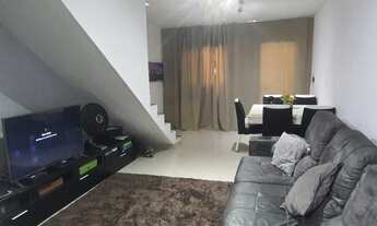 Imagem 6: Casa de condomínio triplex para venda tem 170 metros quadrados com 3 quartos