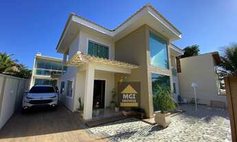 Imagem: Casa linda com porteira fechada e seis quartos