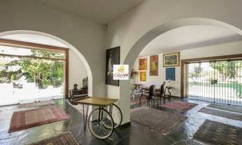 Imagem 2: Casa à venda, Paineiras do Morumbi, 850m², 5 dormitórios, 4 suítes, 6 vagas!