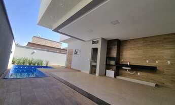 Imagem 2: Casa térrea no condomínio Jardins lisboa c/ 197 m² com 4 suítes plenas