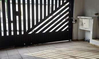 Imagem 2: Casa para Venda em Santo André, Vila Eldízia, 2 dormitórios, 1 suíte, 2 banheiros, 2 vagas