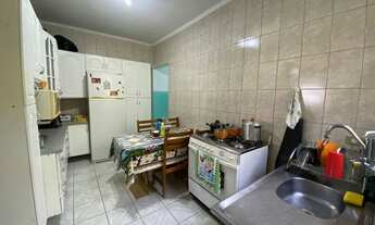 Imagem 7: Casa térrea à venda com 03 dormitórios, 02 vagas de garagem com portão automático, 124 mts