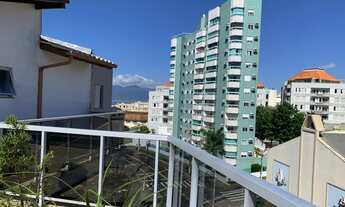 Imagem 7: Cobertura mobilada em Coqueiros Florianópolis