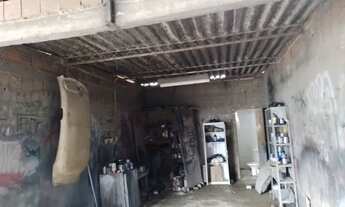 Imagem 3: Lote comercial Galpão / depósito com 5 vagas na garagem