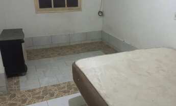 Imagem 3: Aluga kitinete Casa com 1 dormitório