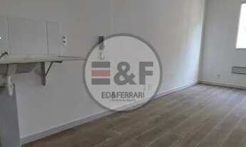 Imagem 2: Apartamento para aluguel e venda possui 29 metros quadrados com 1 quarto