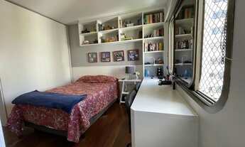 Imagem 4: Luxo e conforto: conheça o apartamento de 302m² com piscina e 4 vagas