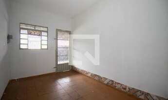 Imagem 3: Casa para Aluguel - Samambaia, 1 Quarto, 79 m2