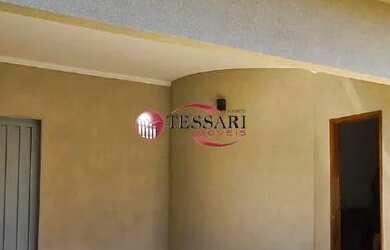 Imagem 2: VENDA CASA TERREA 3 QUARTOS PROX. DA REPRESA. Um tipo apto, armários, sala de visita e jan