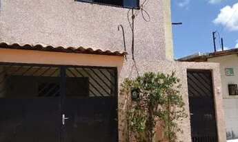 Imagem 5: Vendo a parte de baixo e a parte de cima. Em cima 3 comodos a parte de baixo 6 comodos