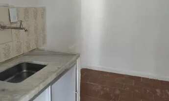 Imagem 4: Casa de 02 quartos e 01 vaga para moto no Santa Cruz