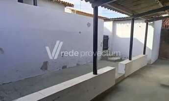 Imagem 7: Casa de fundos com 1 dormitório e entrada independente