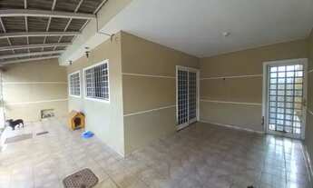 Imagem: OPORTUNIDADE! Sobrado de 3 quartos na QNP