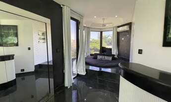 Imagem 3: Cobertura de luxo no coração da barra