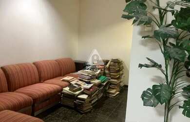 Imagem 3: Excelente sala comercial ideal para consultório fundos silencioso vista cristo