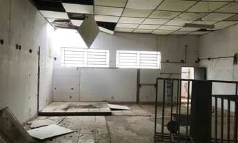 Imagem 2: SALÃO COMERCIAL + TERRENO CENTRO - Venda R$ 1.910.000 ou aluguel por R$ 7.313/mês