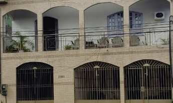 Imagem: Excelente casa com dois pavimentos medindo