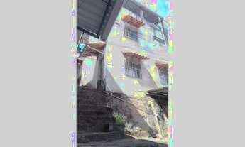 Imagem: Casa com Três quartos e cobertura!!!