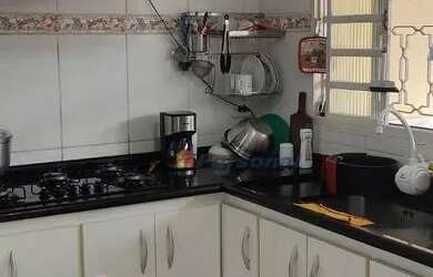 Imagem 4: Casa com 3 dormitórios para alugar, 173 m² por R$ 2.700/mês - Jardim Gurilândia - Taubaté