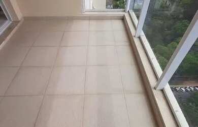 Imagem 2: Apto 02 dormitórios c/suíte, varanda fechada, 01 vaga coberta. Alphaville. Barueri. SP. Pl