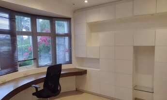 Imagem 7: Casa de condomínio sobrado para aluguel tem 490 metros quadrados com 4 quartos