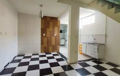 Imagem 3: Casa para venda possui 360 metros quadrados com 2 quartos em Souza - Belém - Pará