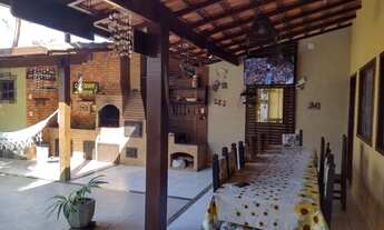 Imagem 2: Casa em frente a praia da Vila Histórica de Mambucaba