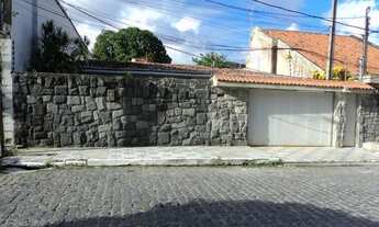 Imagem: Casa para venda possui 210 metros quadrados