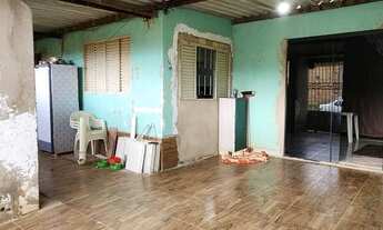 Imagem: Excelente Casa com 3Quartos, Perto da Escola