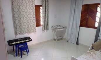 Imagem 2: Casa para venda possui 115 metros quadrados com 2 quartos em Calmon Viana - Poá - São Paul