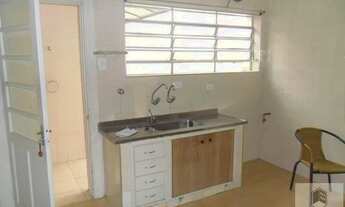 Imagem 3: Sobrado com dois dormitórios, dois banheiros, mais um quarto nos fundos