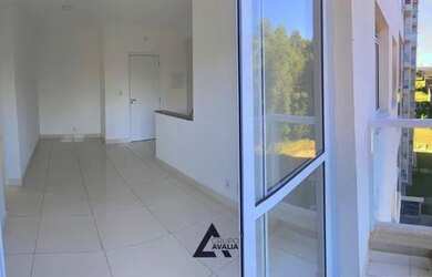 Imagem 5: Seu Sonho em Realidade: Apartamento Aconchegante com Piscina e Área Verde