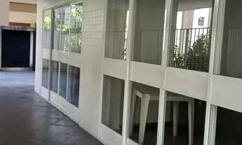 Imagem 4: Dividimos apartamento _ Quarto individual _sexo feminino