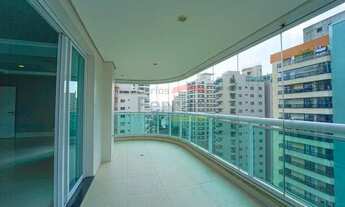 Imagem: Master. E sacada, sala intima, sala com