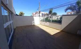 Imagem 2: Apartamento para aluguel, 2 quartos, 1 suíte, 1 vaga, Segismundo Pereira - Uberlândia/MG