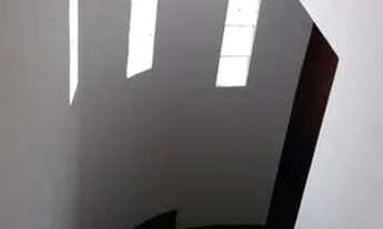 Imagem 5: Sobrado para venda possui 300 metros quadrados com 4 quartos