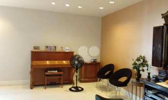 Imagem 5: Mansão suspensa de 300 m² na quadra da praia