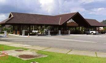 Imagem 3: Casa Moderna à Venda com 4 suítes no Residencial Alphaville 11(Santana de Parnaíba-SP