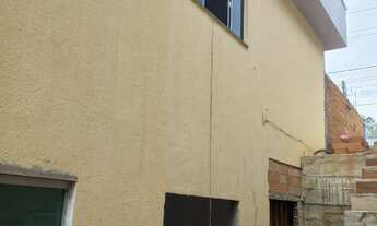 Imagem 5: Sobrado de 6qts Setor Santa Fé Troca