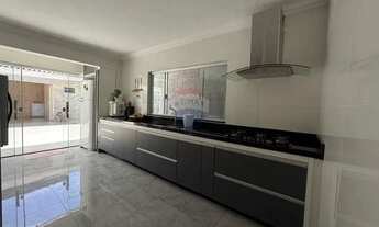 Imagem: Casa 3 quartos e com casas de fundos -Ceilândia