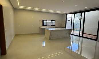 Imagem 7: Casa de 4 suítes à venda no Condomínio Grand Trianon em Anápolis