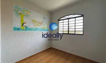 Imagem 7: CASA REFORMADA E AMPLO ESPAÇO LOCALIZAÇÃO PRIVILEGIADA NO BAIRRO PEDRA AZUL!