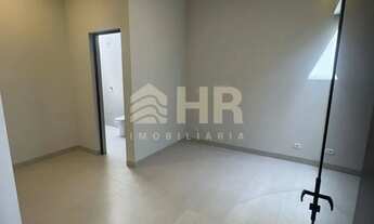 Imagem 3: Casa com 03 dormitórios sendo 02 suítes e 01 vaga de garagem Praia Grande Matinhos