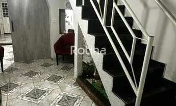 Imagem 3: Casa para alugar, 3 quartos, Santa Rosa - Uberlândia/MG - Rotina Imobiliária