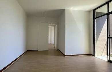 Imagem 4: Excelente imóvel no bairro Icaraí conta com 110 m², oferecendo espaço..