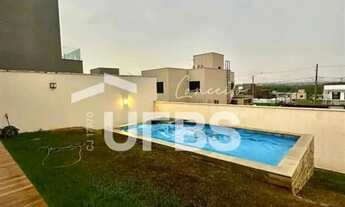 Imagem 2: SOBRADO, 4 QUARTOS, 181m², Condomínio Jardins Capri