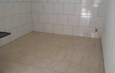 Imagem 4: Agula-se quarto Quarto com aluguel por R$700 /mês