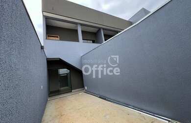 Imagem: Linda casa à venda com condição especial