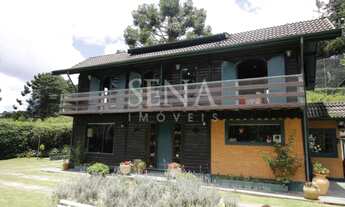 Imagem 2: Chalé que encanta em estilo montanha dos anos 50