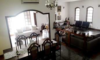 Imagem 5: Excelente casa de 4 quartos com suíte na Mata da Praia em Vitória/ES